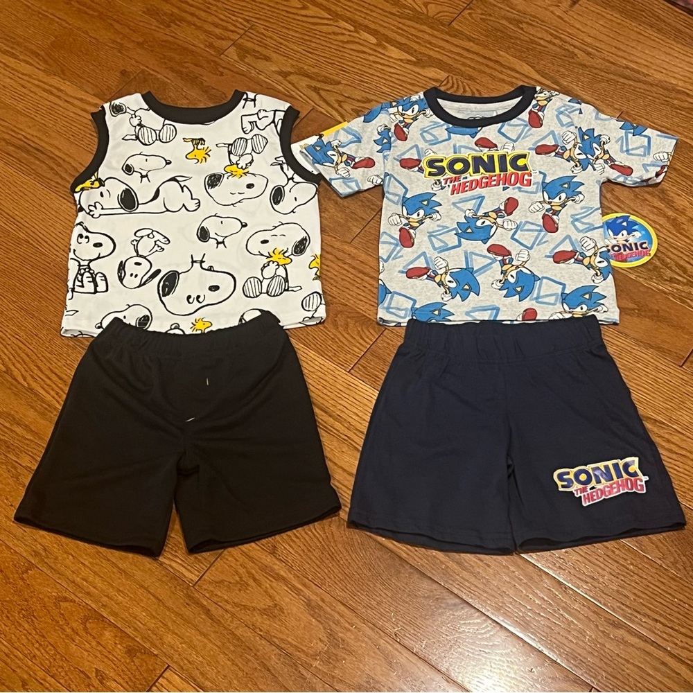 NEW Boy’s Play Sets Sonic and Snoopy 4T